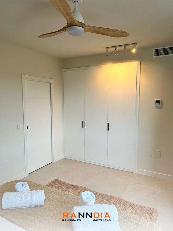 Armario a medida 11 en Torre del Mar