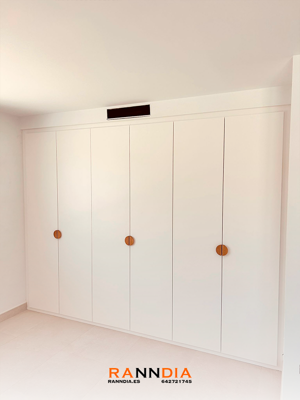 Armario a medida 17 en Torre del Mar