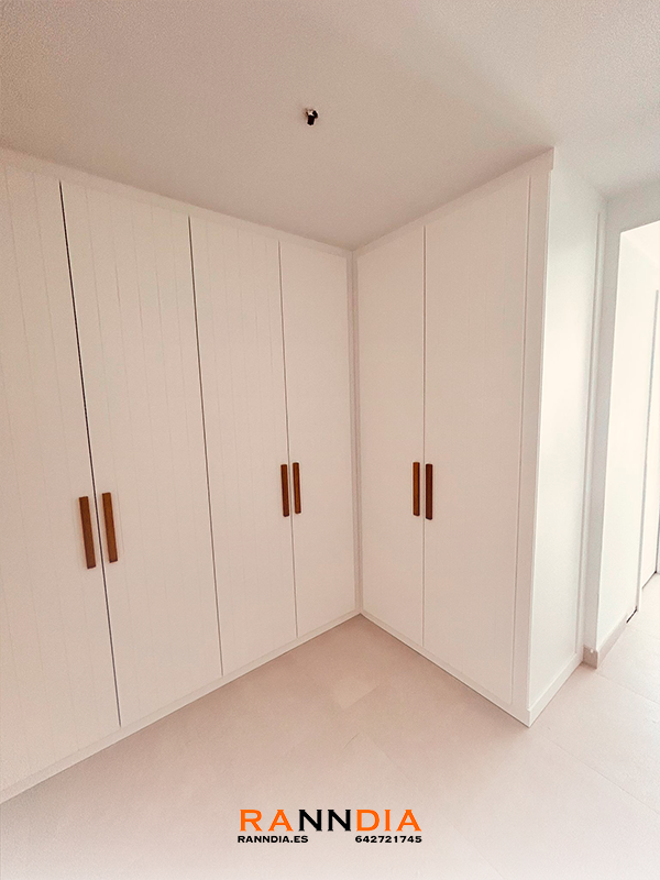 Armario a medida 19 en Torre del Mar