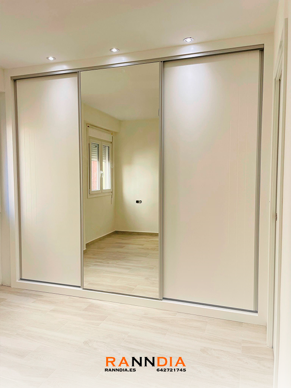 Armario a medida 7 en Torre del Mar