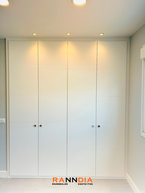 Armario a medida 9 en Torre del Marl Mar